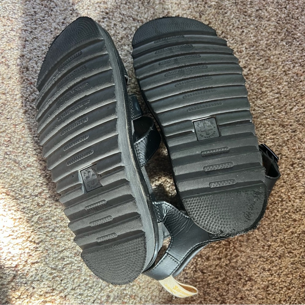 Dr. Martens Vegan Blaire Sandal - Picture 5 of 7